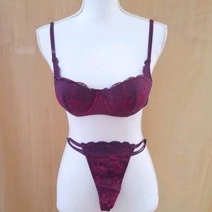 * Victoria's Secret purple/pink bra  34B s/m…